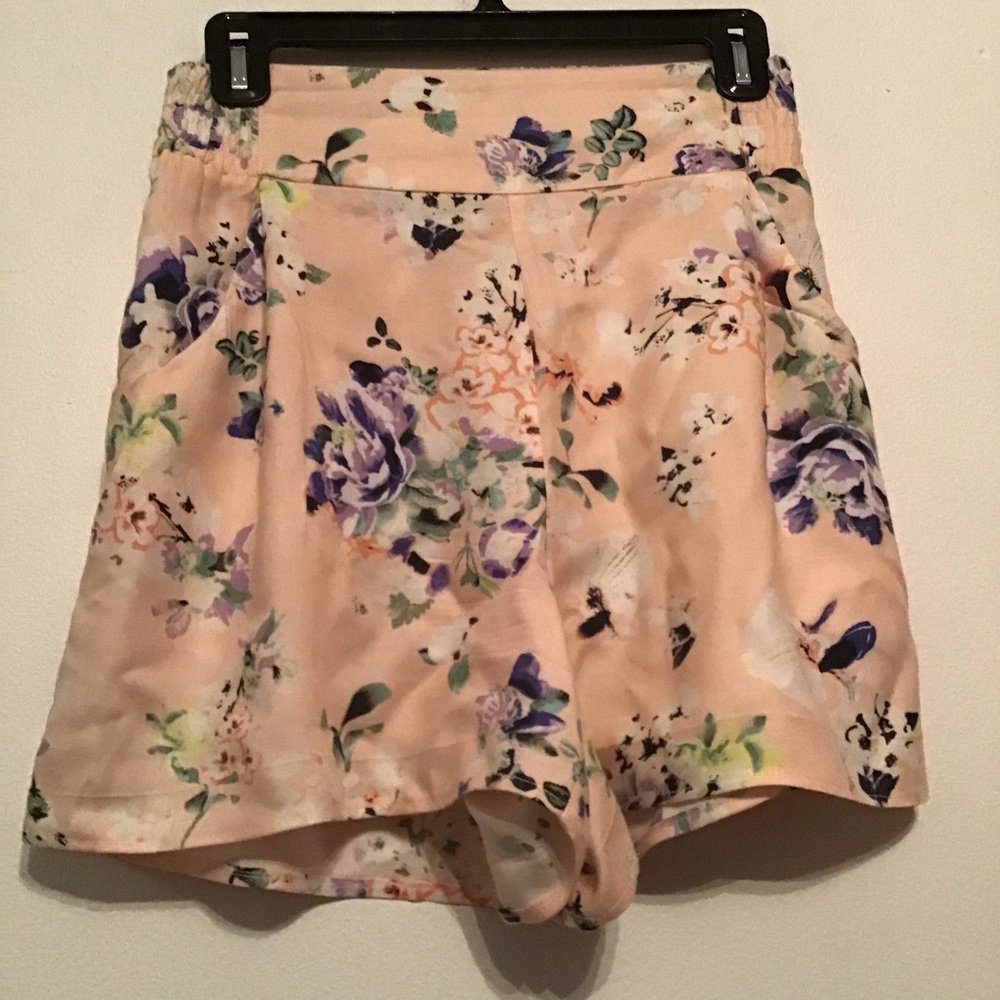 Talula Aritzia Floral shorts